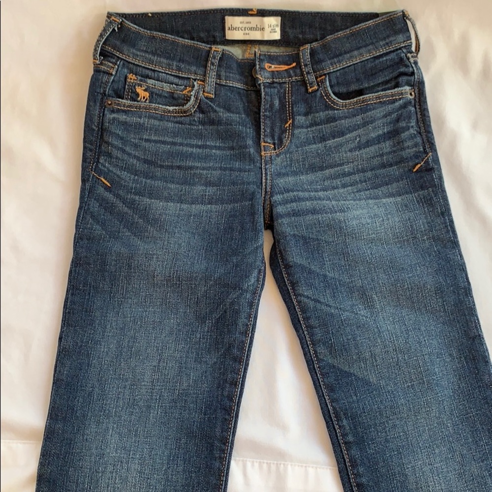 New Abercrombie dark blue jeans girls Sz 14 slim